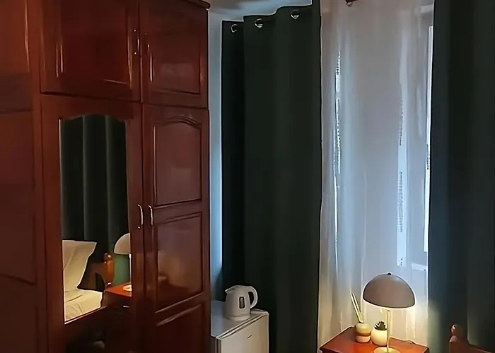 Dvata Smurcha - Free Parking בנסקו